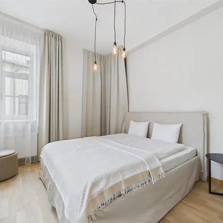 Apartment 2br - 10min To Old Town