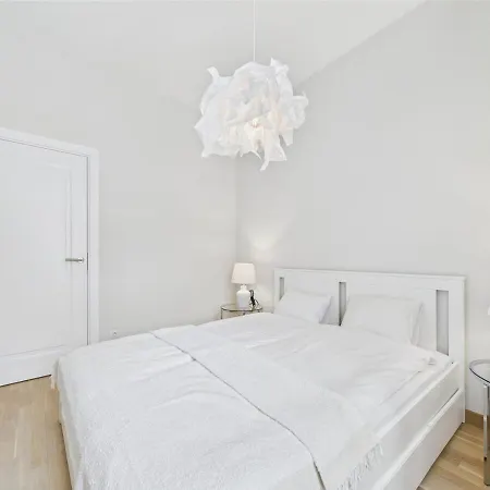 2br - 10min To Old Town * Riga