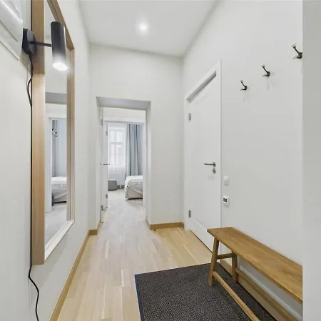 Apartment 2br - 10min To Old Town