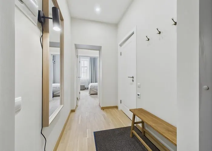 Апартаменты 2br - 10min To Old Town