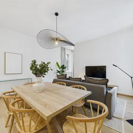 Apartment 2br - 10min To Old Town *